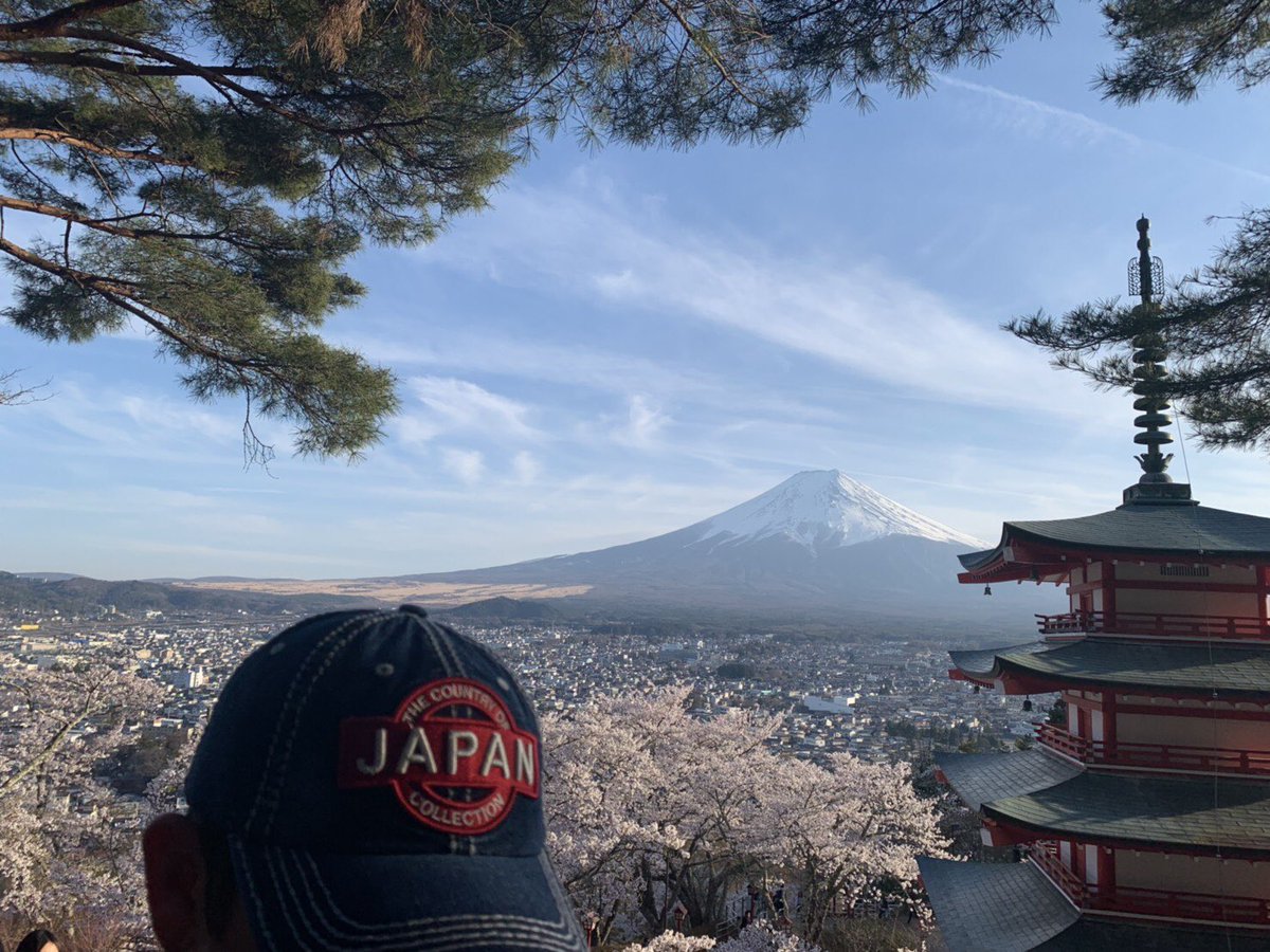 RobinRuthJP's tweet photo. Robin Ruth Japan🎌Mt. Fuji🗻 Spring 2019🌸❤️#robinruth #robinruthjapan #robinruthoriginal #benoticed #tokyo2020 #japanoriginal #japanbag #japancap #japanhat #japanbackpack #japansandal #japanpoloshirt #kawaii #flowerbag #flowerbackpack #sakurabag #japansocks #japan #fuji #sakura https://t.co/31UFkxiUdW