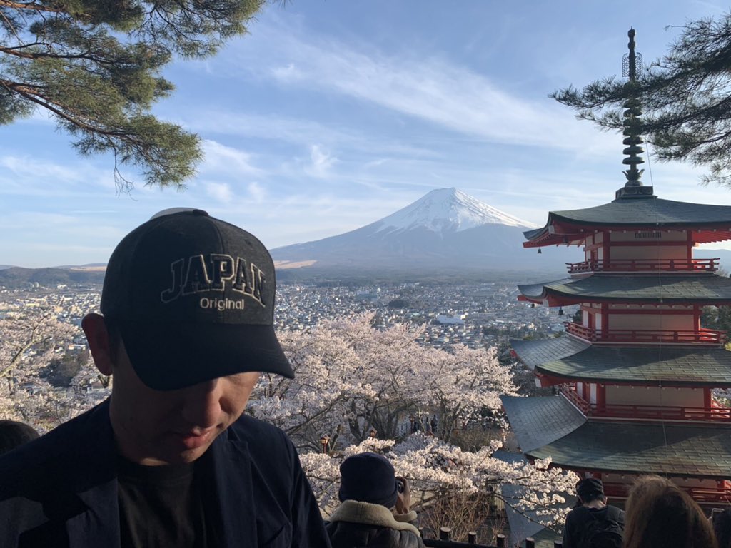 RobinRuthJP's tweet photo. Robin Ruth Japan🎌Mt. Fuji🗻 Spring 2019🌸❤️#robinruth #robinruthjapan #robinruthoriginal #benoticed #tokyo2020 #japanoriginal #japanbag #japancap #japanhat #japanbackpack #japansandal #japanpoloshirt #kawaii #flowerbag #flowerbackpack #sakurabag #japansocks #japan #fuji #sakura https://t.co/of5xmdoDrT