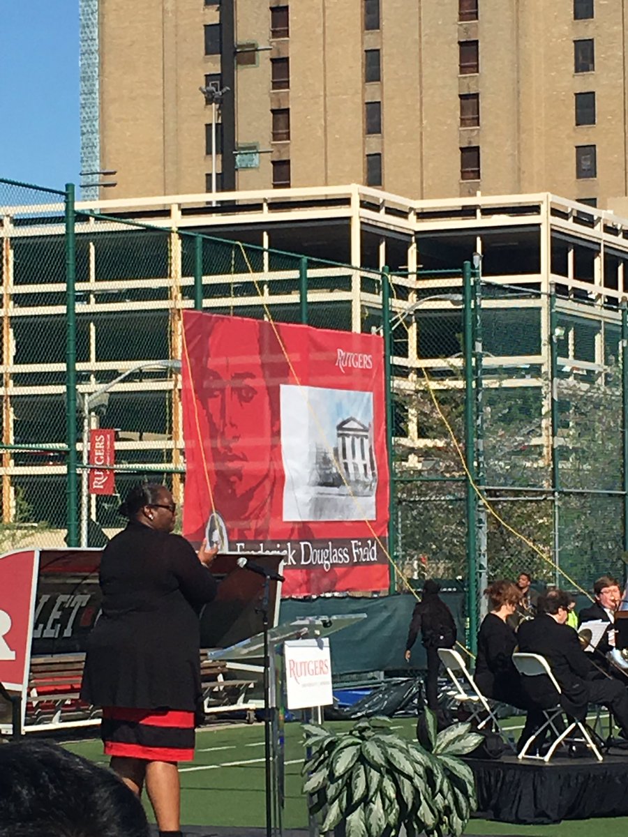 READNEWARK's tweet photo. Commemoration of Frederick Douglass’s visit to Newark with the naming of the Rutger University soccer field. Had the honor to listen to his great, great, great grandson speak. @NPSvoices https://t.co/ZOaiFnPlDa