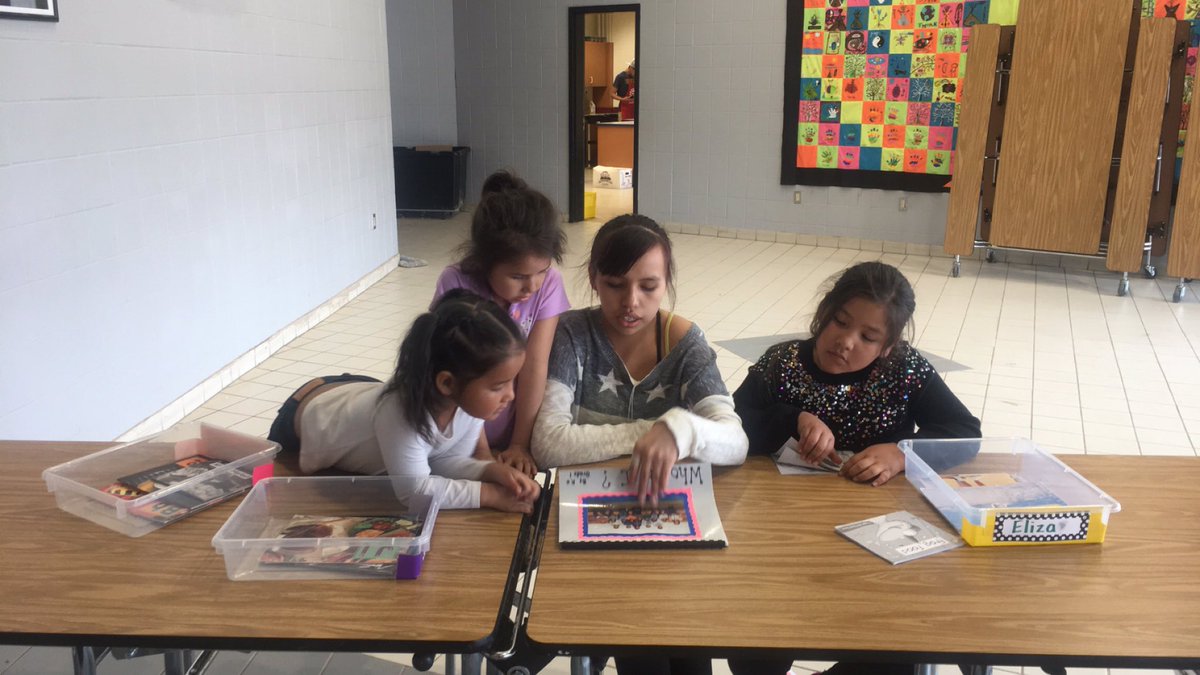 payepot89's tweet photo. Last day of school before spring break! Spent time reading to our buddies. We always enjoy these moments! ♥️ https://t.co/BLrJRy1MvE