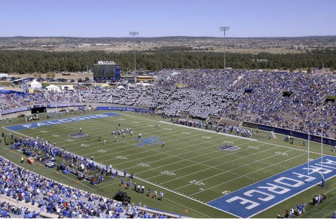 isaiah_strong4's tweet photo. Blessed to receive an offer from The Air Force Academy to continue my football career! Thank you to Coach Theissen and @AF_Football https://t.co/NARdJpXVAb