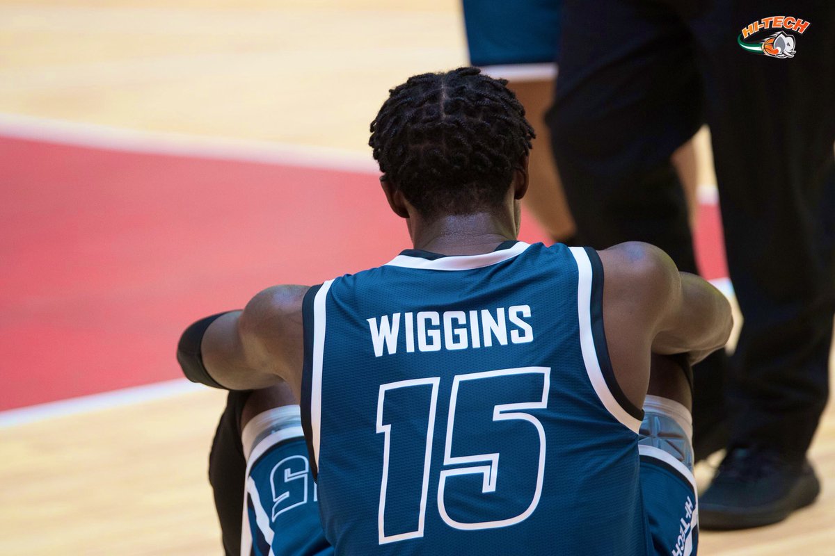 Wiggys__WORLD's tweet photo. Year 5 in the books! 📚 First I wanna Thank God for a healthy season! Had a big chip on my shoulder this year, felt I had a lot to prove. Hard work & God delivered! Excited for what the future has in store for me. The journey continues.. #HelloOffseason #SlowGRIND https://t.co/jVFHJVrjE8