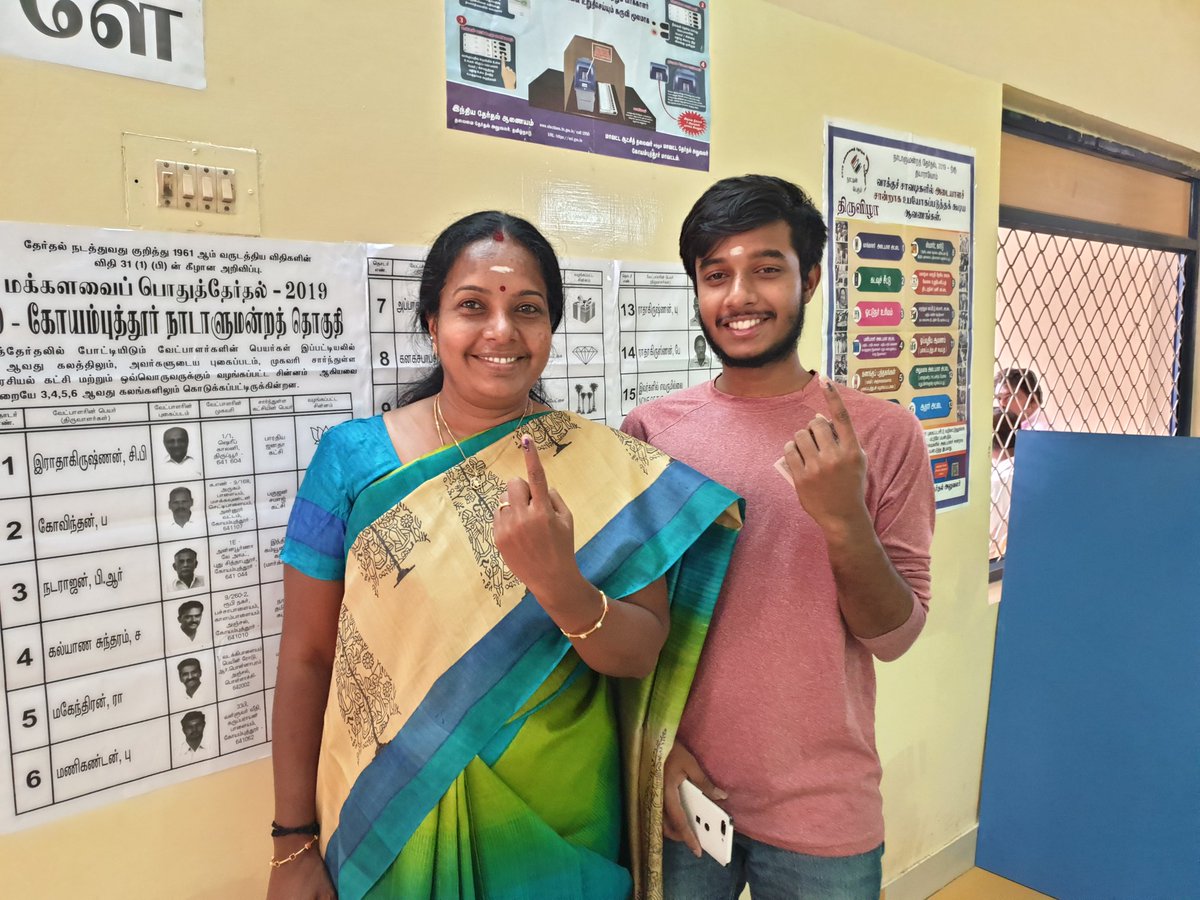 VanathiBJP's tweet photo. Voted !!!!
With my son - first time voter 
முதல் வாக்காளரான மகனுடன்  கோவையில் வாக்களித்தேன். 
#EveryVoteForModi #electionday 
#TNelections2019 https://t.co/stByB6joSK