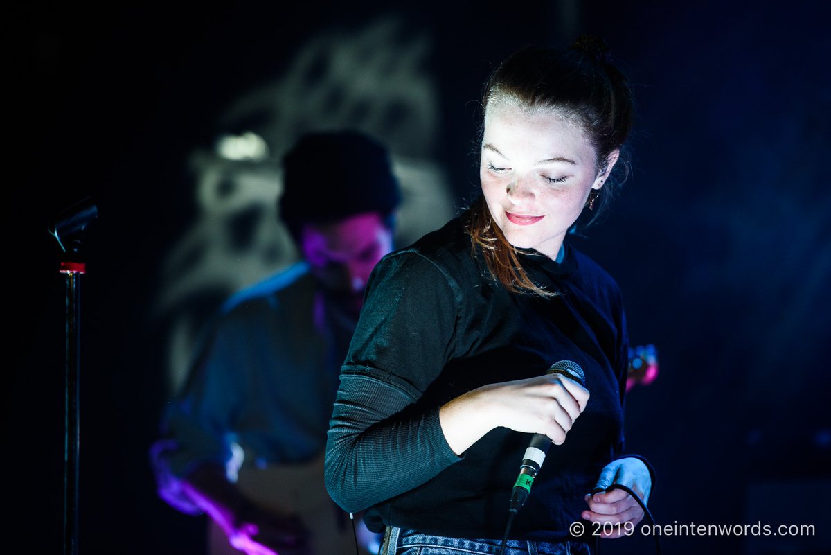 oneintenwords's tweet photo. Dizzy put on a gorgeous, emotional, empowering, loving and humble performance for a sold-out crowd at The Mod Club last night. I have seen Dizzy many times now and love each performance more than the last. More photos to come. #concertphotography #themodclub #dizzytheband https://t.co/qmIjVVzoox