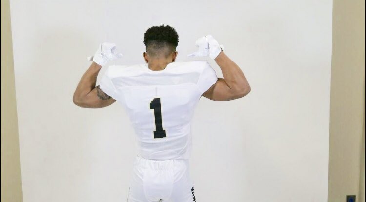 itz_kovington's tweet photo. Things lookin real bright as of rn.. straight dawg status ⭐️✍🏽 #Vandalup😤 https://t.co/AmmNR8p2W7