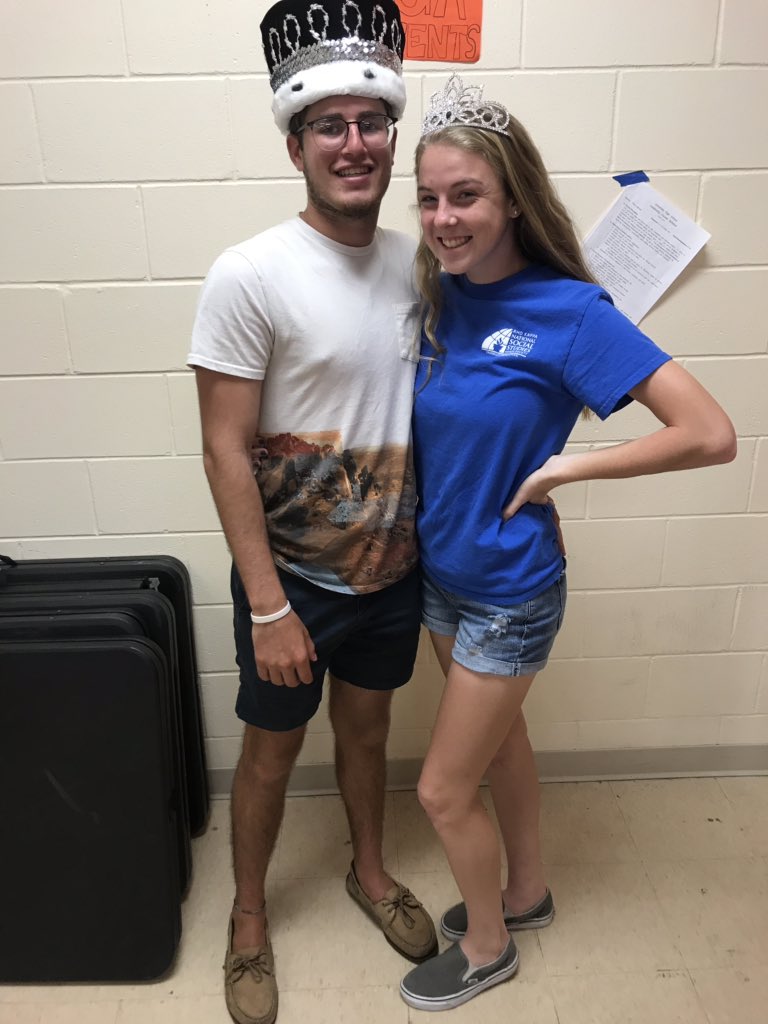 TLMcCann_VCSCTE's tweet photo. Prom Royalty 2019 https://t.co/l6Oeu0GdI5