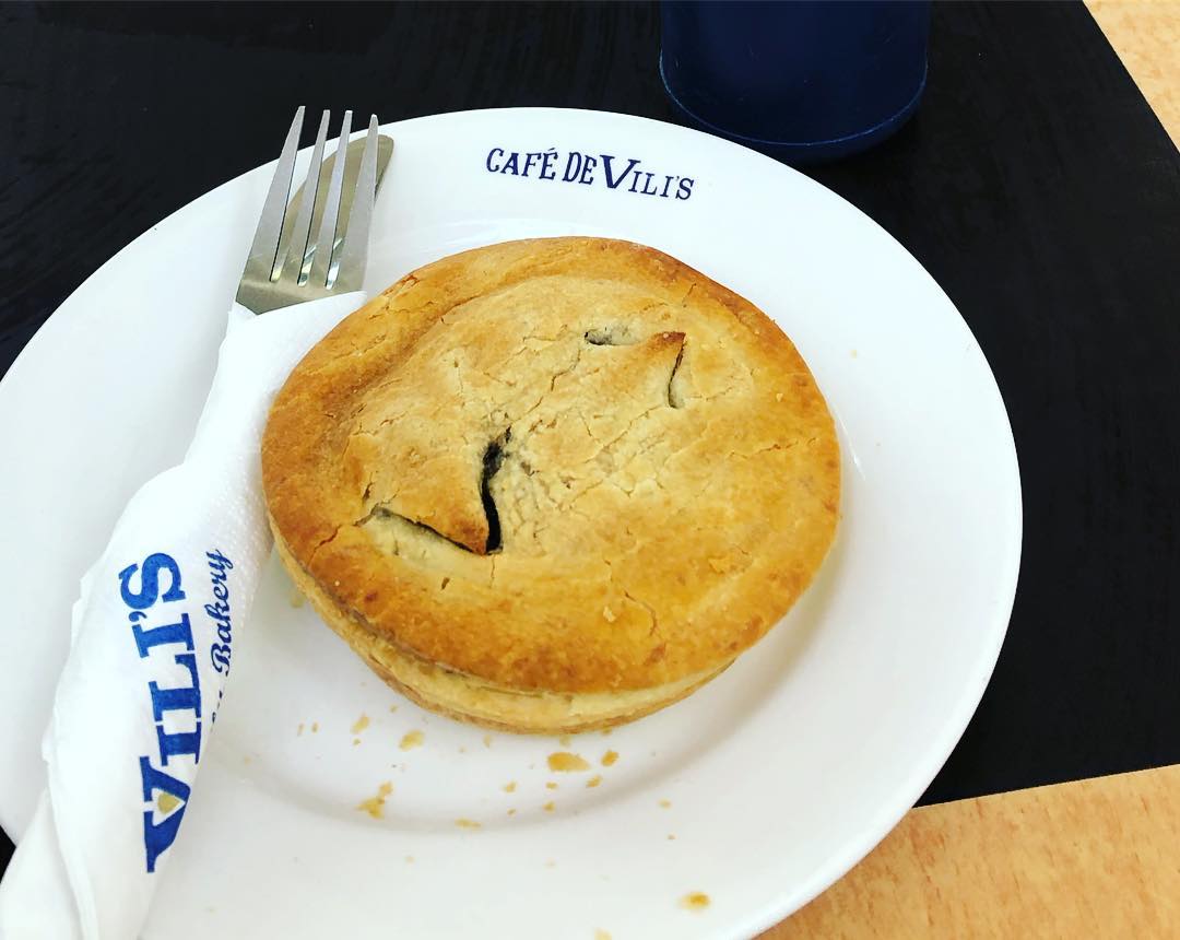 Vili's Bakery tweet media