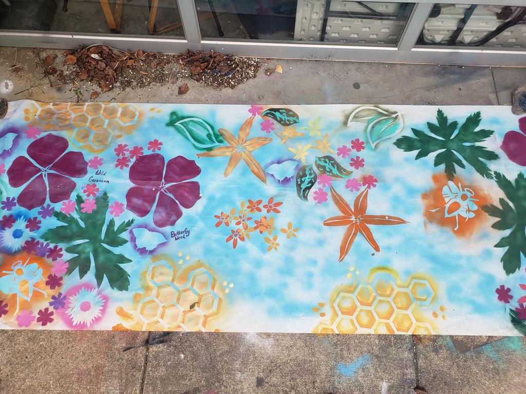 Amylynbrand's tweet image. Pretty excited about how our #Art 3 mural study on the theme of native plants and #pollinators is shaping up @CountryDay! Some of the Art 1 and 2 students helped too! #ccdslearning #ccdsarts #ccdsgreen @jgweinheimer @natur_xperience @jencjensen5