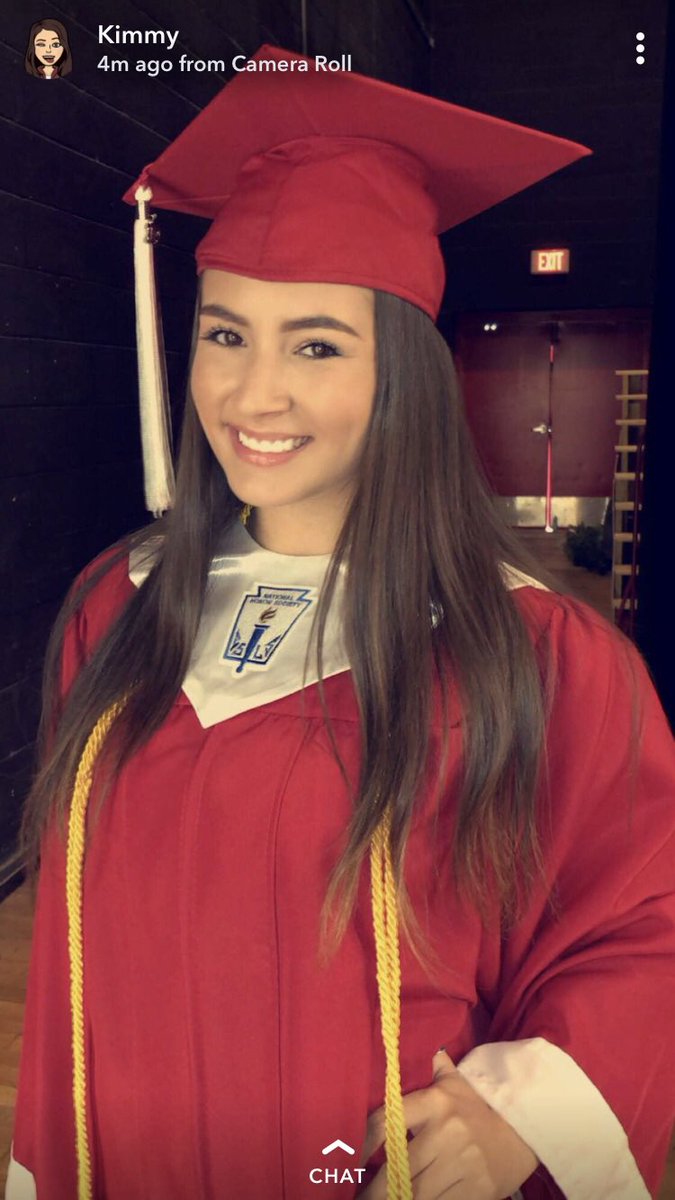 When you realize that your baby’s graduation is just right around the corner 😥. Senior Pics today