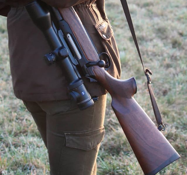 Sauer_USA's tweet photo. Nothing like a trusty #huntingcompanion.
PC: @mkszuster
#sauer404 #sauerrifles #sauerusa #huntinggear #hunting https://t.co/0HdoiGNbUQ