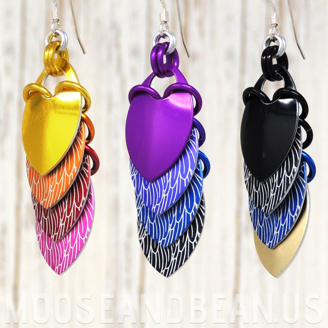 artisanassembly's tweet photo. The Artisan of the Month for March is @moosebeanbtq ! Liz is a chainmaille artisan who also dabbles in other merchandise such as stickers, acrylic keychains, and pins. To find out more information about her work, check out her interview here: https://t.co/S7osMVzCF6 https://t.co/gRZQ4JpnEE