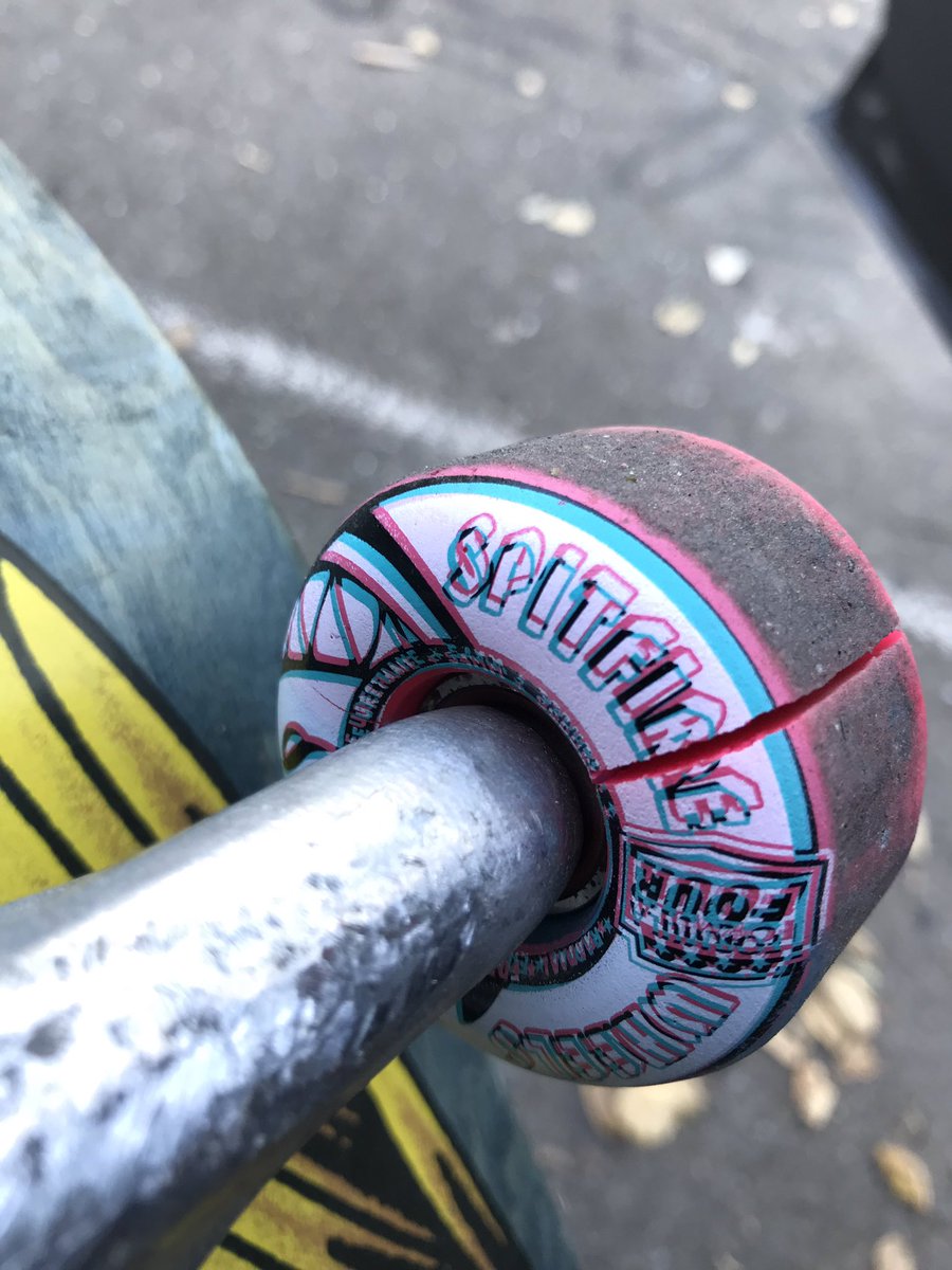 gucci bandana santana tweet media