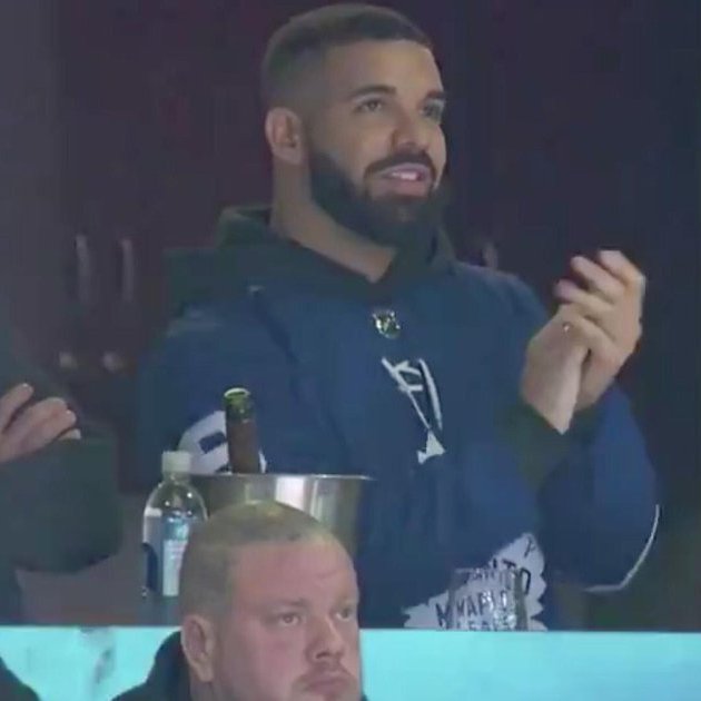 BleacherReport's tweet photo. The Curse continues 😭😭😭 https://t.co/I5t5aiJgWG
