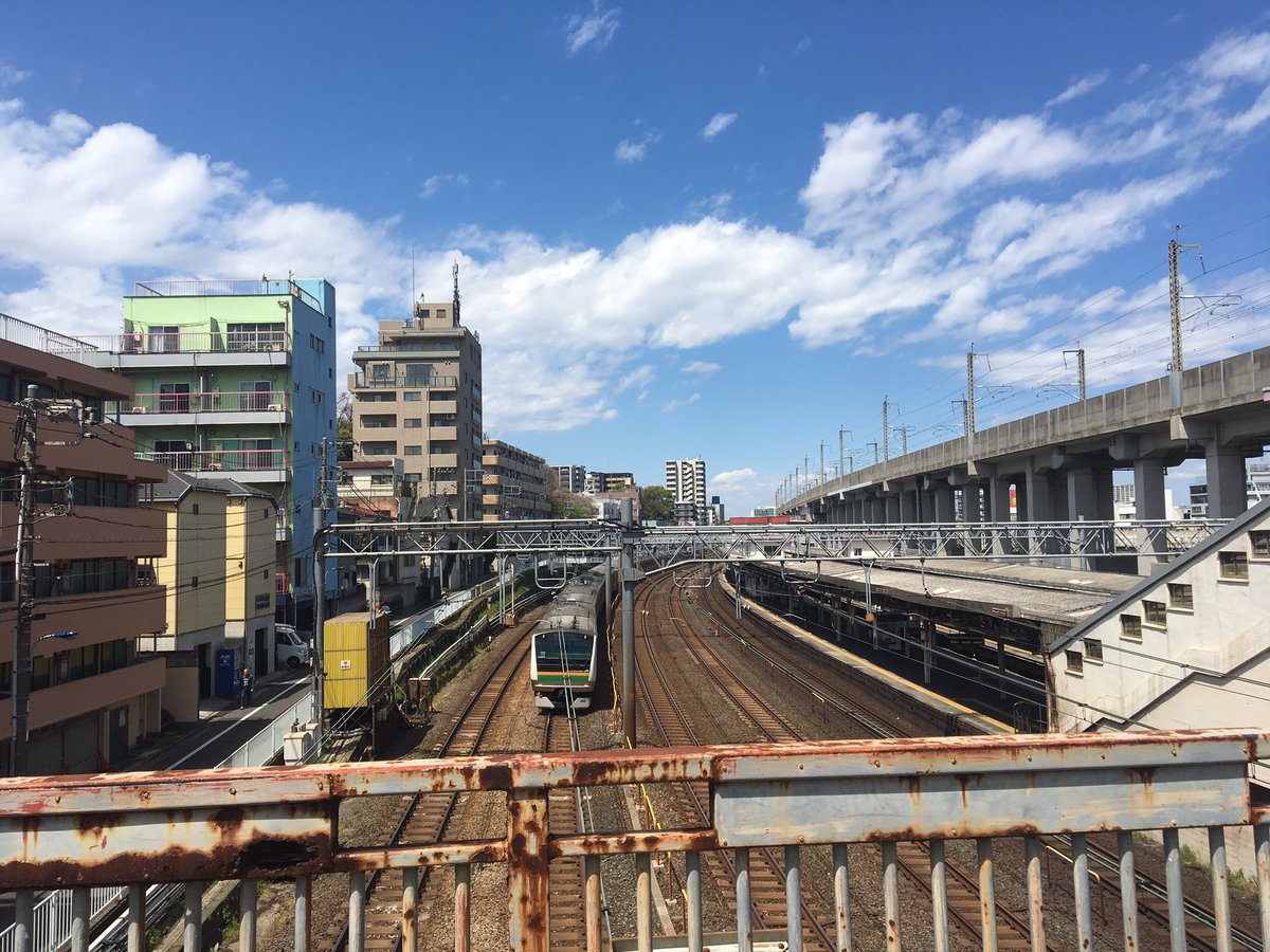 team_sakaba's tweet photo. 東十条駅の南口、北区にはこんなステキな景色があるんだけど知らない人も多い。坂場さんはこれからの人生、そういうことをみんなに広めるのを仕事にします！皆さん、投票に行きましょう！#北区 #坂場まさたけ #坂場正岳 #区議選 #越後屋の次男 https://t.co/BQquru2QYy