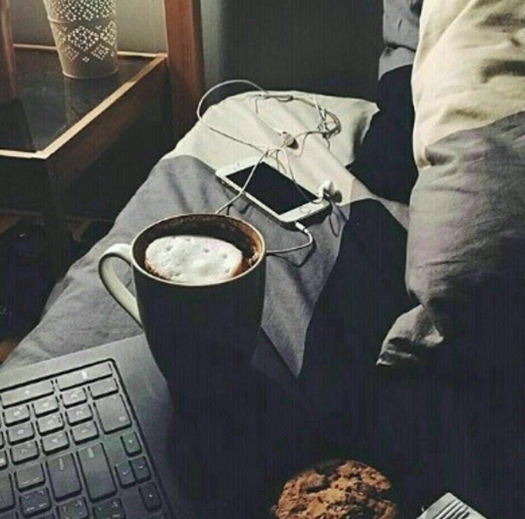 Goory059's tweet image. نكتم جروح #القلب لو كانت جبال 
ونصبر على #الدنيا ونخفي وجعها 😔