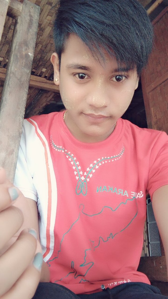 TharKe11's tweet photo. ရီးစားလိုခ်င္​တရ္​ဗ် https://t.co/pLmjZAPD8s