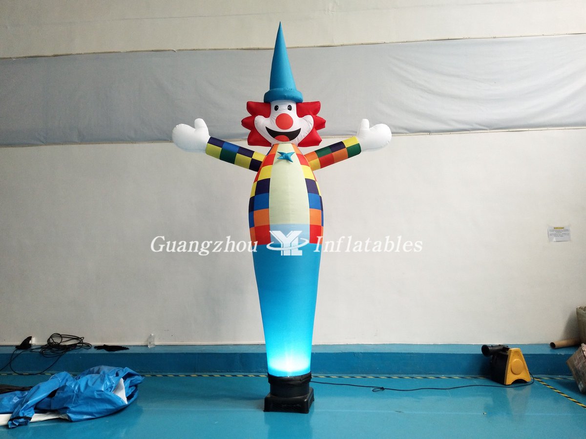 ylinflatables's tweet photo. Hello ！Mr. Clown👋🏻🤡🤡

#airdancer  #skydancer  #crownskydancer  #ledlightdancer  #inflatabletoys

https://t.co/BaaY0LKsWS https://t.co/Xn3LLa5v1u