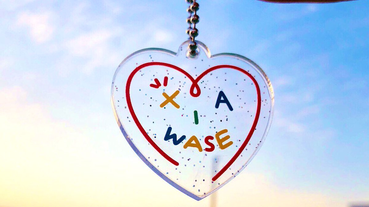 [RT이벵]🍒only xia🍒4/21낮샤탐까지🍒
미앙콘을 축하하며 알티이벵합니다~
알티만 눌러주시면 되고, 3명 추첨해서 
시아와세 키링(군번줄) 드릴께요!!
수령은 미앙콘때 직배로👋🏻
✔️당첨되신 분은 준수콘서트+뮤 티켓🎫
아무거나 10장이상 인증받을께요!!!