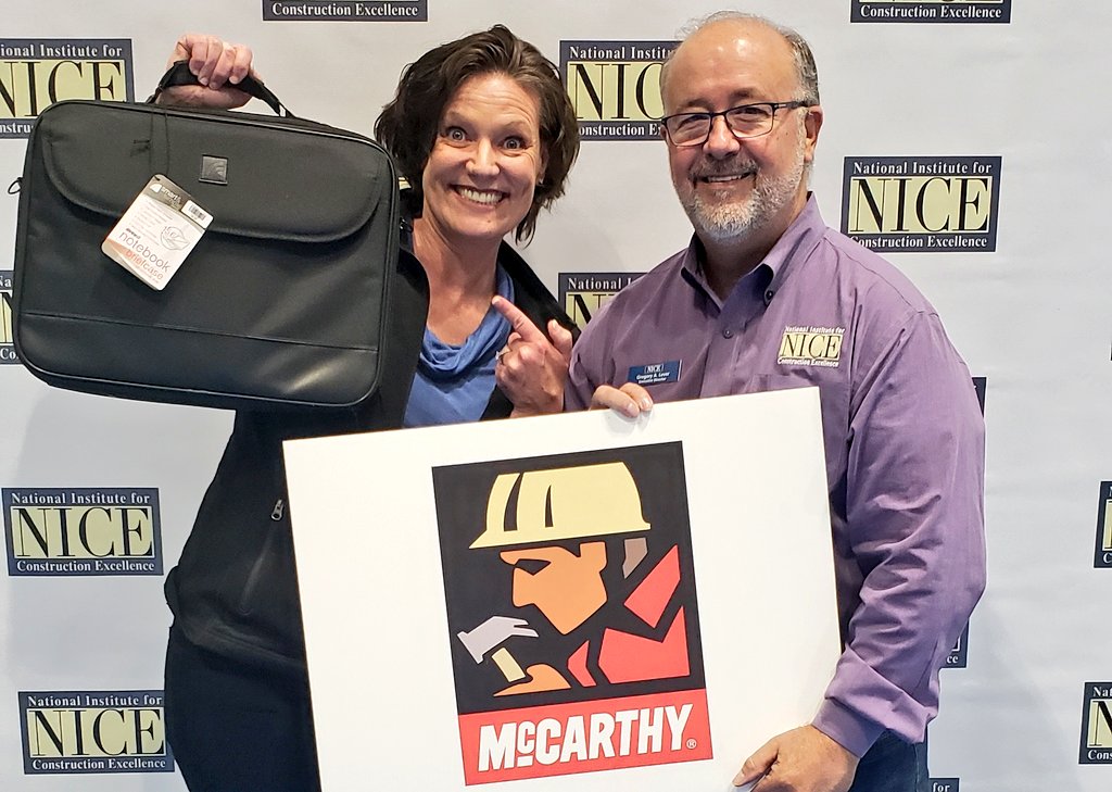 ThinkViralKC's tweet image. BEST DOOR PRIZE EVER!! Shoutout to @McCarthyBuild for donating laptops to @NICEinKC #iBuildKC! #communitypartners #futureworkforce #workintrades