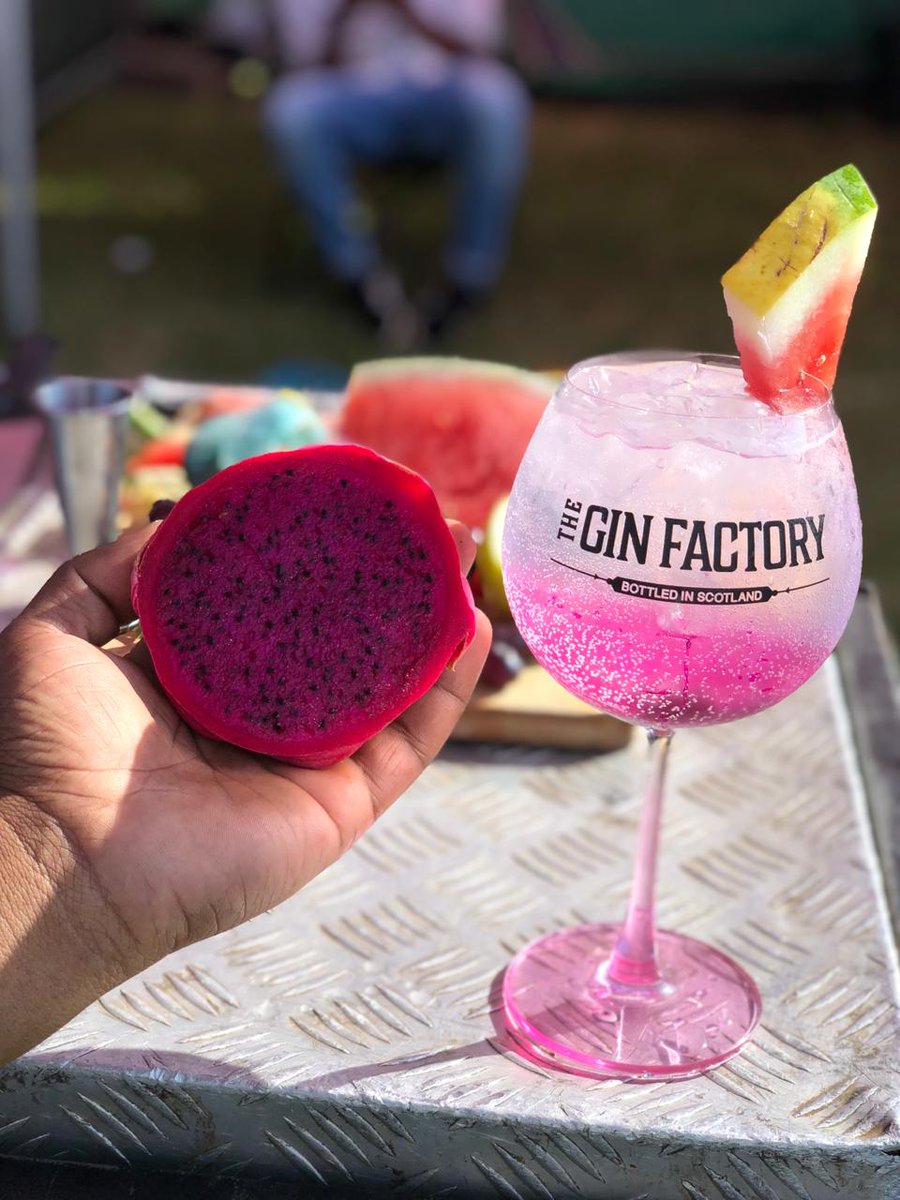 <a href="/TGFGinFactory/">The Gin Factory Gin</a> mixed with beautiful refreshing dragon fruit pulp and your favourite tonic!
#TGFtheginfactory #gin #cocktail #mixityourway #southafrica #jozi