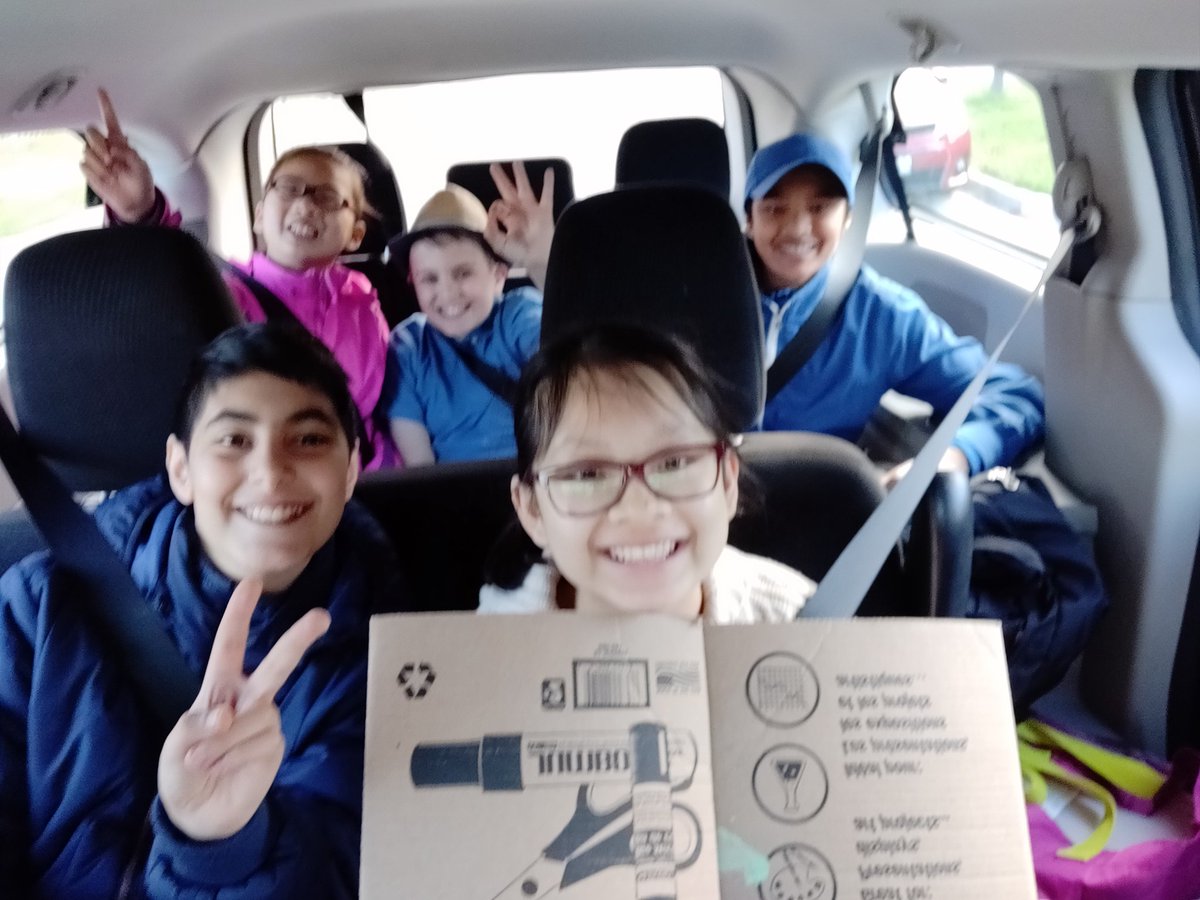 MsKDelaCruz's tweet photo. We're so excited to be heading over to the #MBCshowcase! @StGregory01 https://t.co/JDSnozS27r