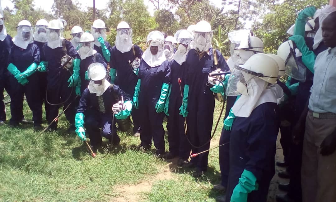 CDFUUG's tweet photo. Alebtong DHO: Only 9% test positive compared to 39%, attributed to govt  interventions supported by partners such as #IRS, Free #mosquito Net distrib ,continuous sensitization  #WorldMalariaDay @SeniorCymo @GeofreyAmo @MalariaNoMore @RonMenta @maisochris @RachelAzitiru https://t.co/rorpz3fiBm