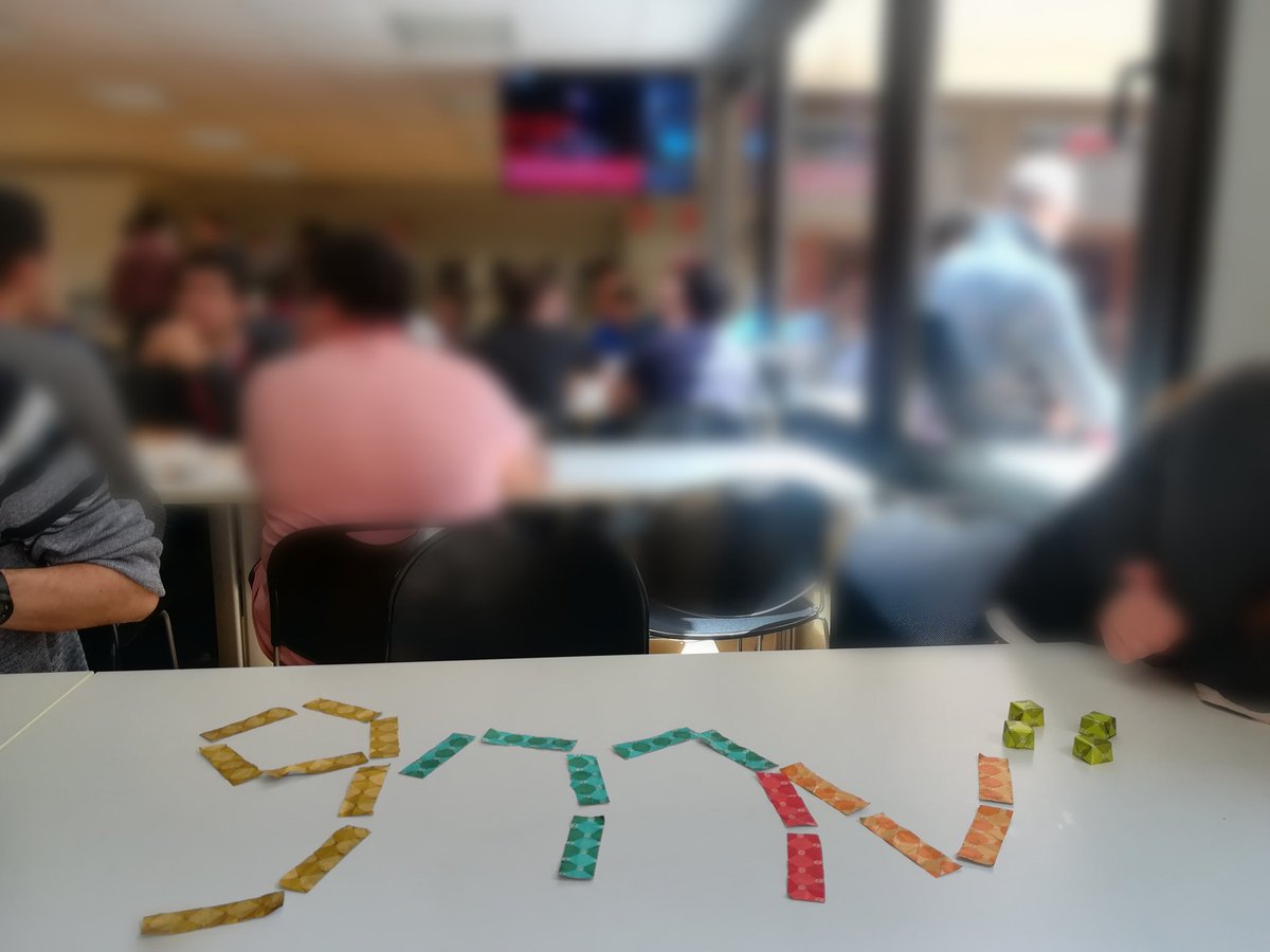 davidglezarj's tweet photo. One another day at GMV after lunch, sweet moment of chocolate + 10 spare minutes when topics for politics, game of throwns and RIDs or SPRs are all done: #gmvlogochallenge in strong collaboration with my colleagues, hard designing &amp; implementation work.@infoGMV_es we dare &amp; we... https://t.co/tUFNnlppl8