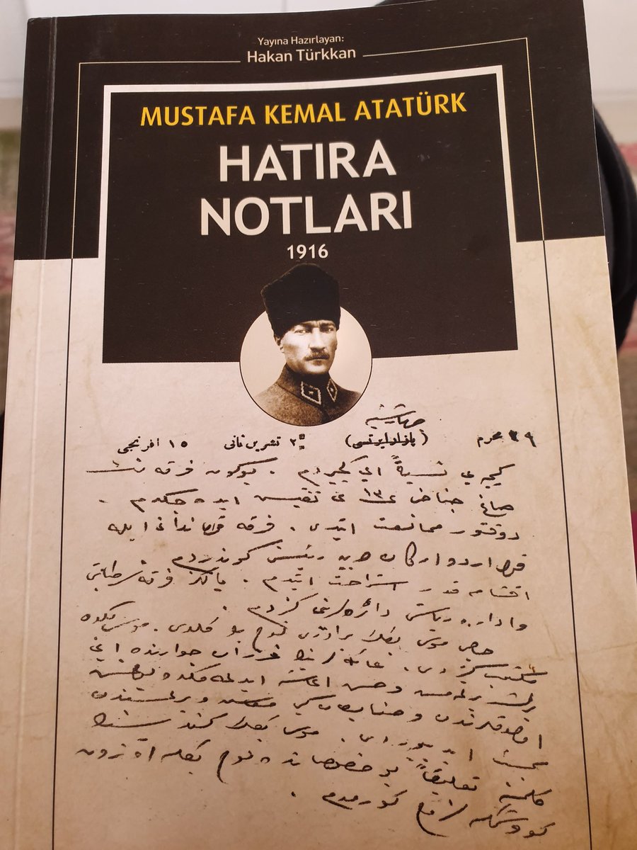 1916 yılında 4-5 yaşlarında bir çocuğa sahip çıkan ATAM'dan bugün geldiğimiz duruma bak...
#çocuksusarsensusma #atamınhatıranotları #gerçeklider