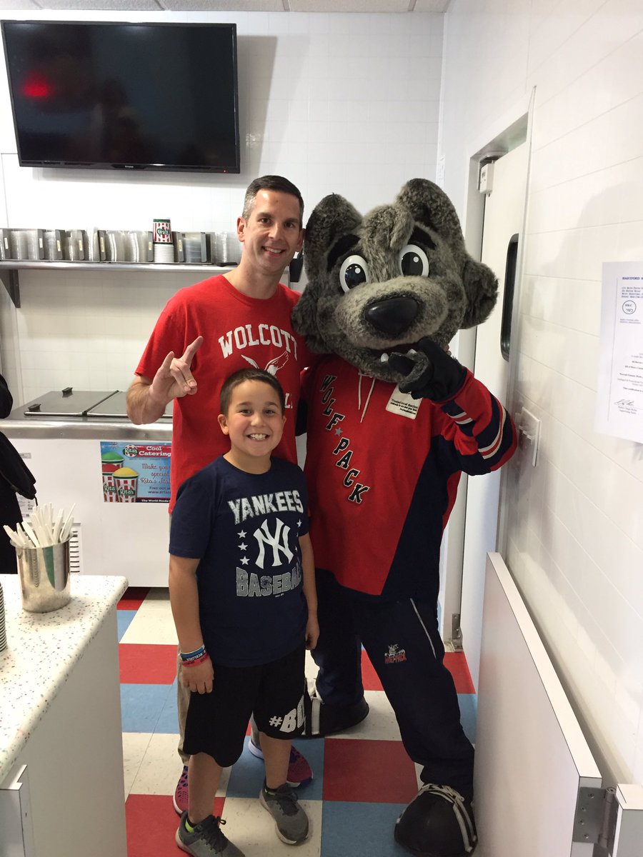 MrEricFeeney's tweet photo. #Wolfpack 4 Life!!
@SonarWolfPack @RitasofWeha @whsepto
#PackTrax #HWPCommunity https://t.co/eAh7Yw2aui