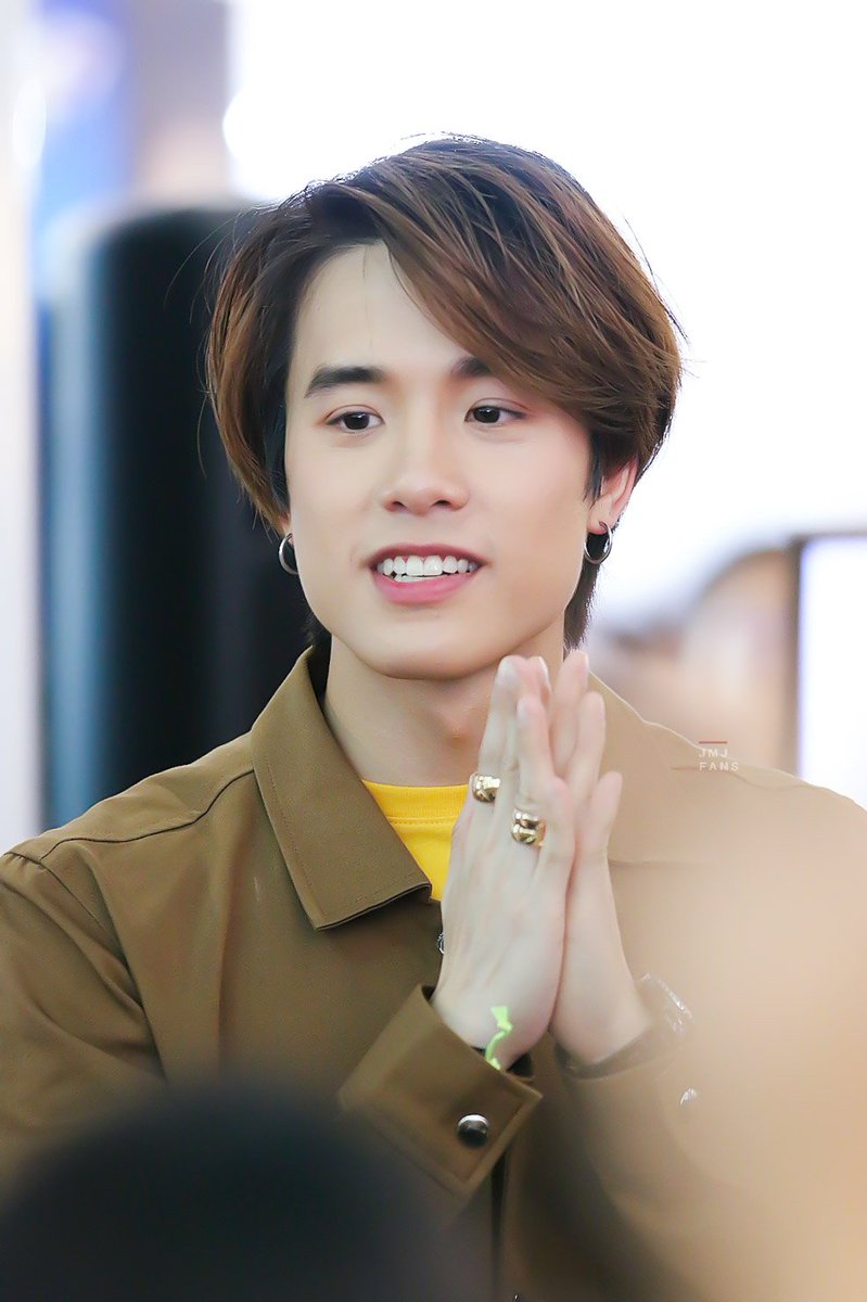 25.04.19 JMJ งาน เปิดตัวพรีเซนเตอร์ Fisho

หล่อ สดใส น่ารักที่สุดในตึกวรรสรณ์ 😏😁

#JamyJamess 
#FishoxJMJ 
#วัดป่ะล่ะ