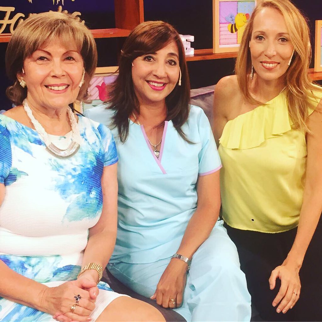ValleFermi's tweet photo. #Mundobebe #MundobebeLider líder en buena información, en información de utilidad, de calidad. Pleno de consejos reales e importantes con profesionales capacitadas, hermosas y radiantes!
👗Soho Jujuy
💇♀️ Norma Cristina Espinosa
💄Cortassa Perfumería
➕👠botas divinas de mi hna! https://t.co/wwStNFw2KE