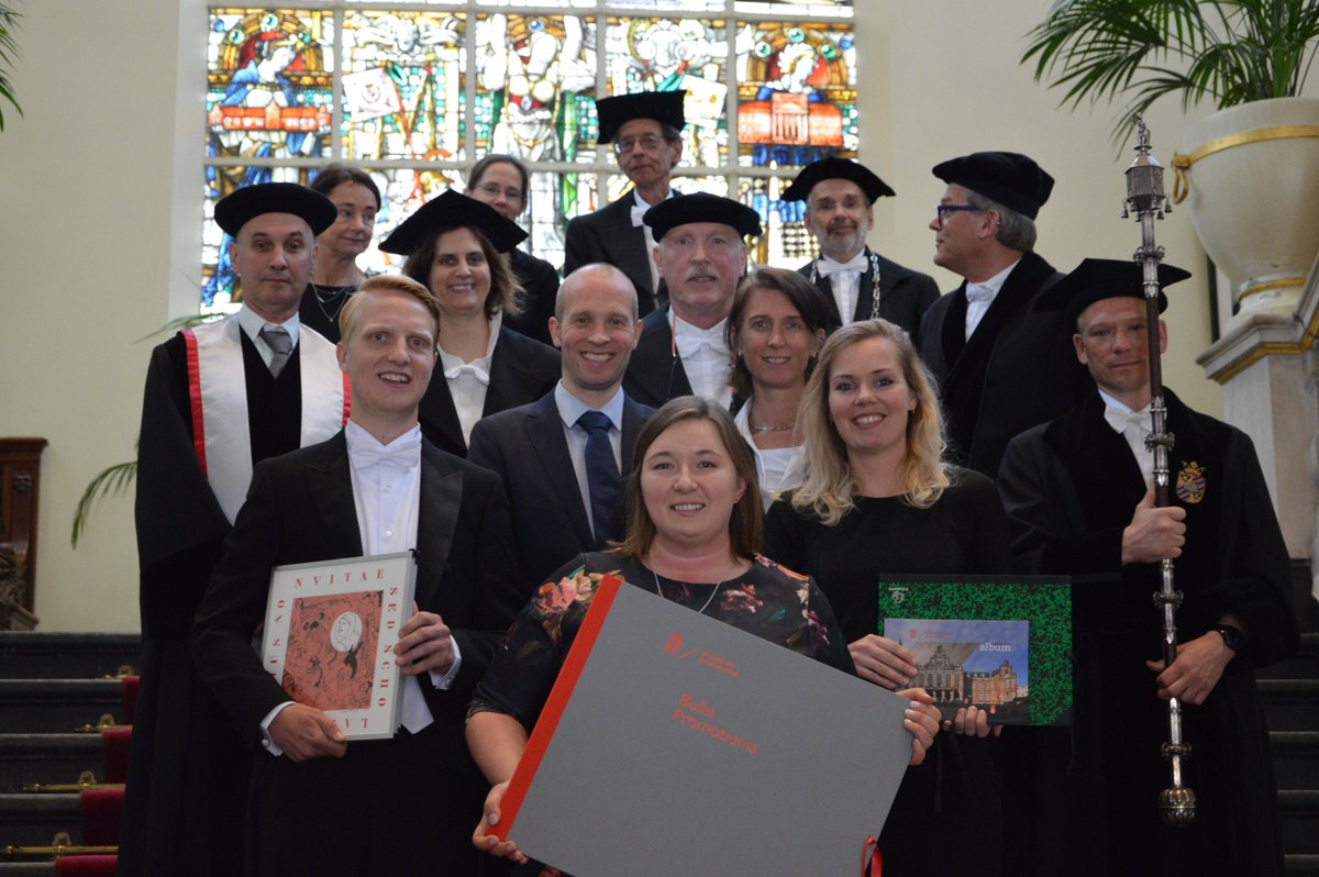 Last week I defended my PhD at the University of Groningen.  Thanks to everyone who was there, especially my opposition, supervisors, family, friends and colleagues and everyone who emailed or texted their congratulations. Now onto the new challenges! #horafinita