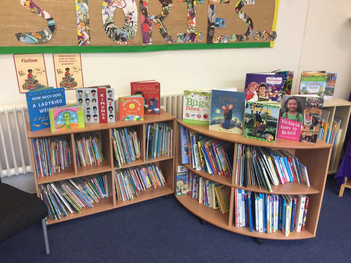 mrspEYFS's tweet image. The infant building are very excited to use our new library area 📚📖 A huge thank you to Mrs Kelly for organising it all 👏🏻 #SJSBReading #ReadingArea #Library @StJosephStBede
