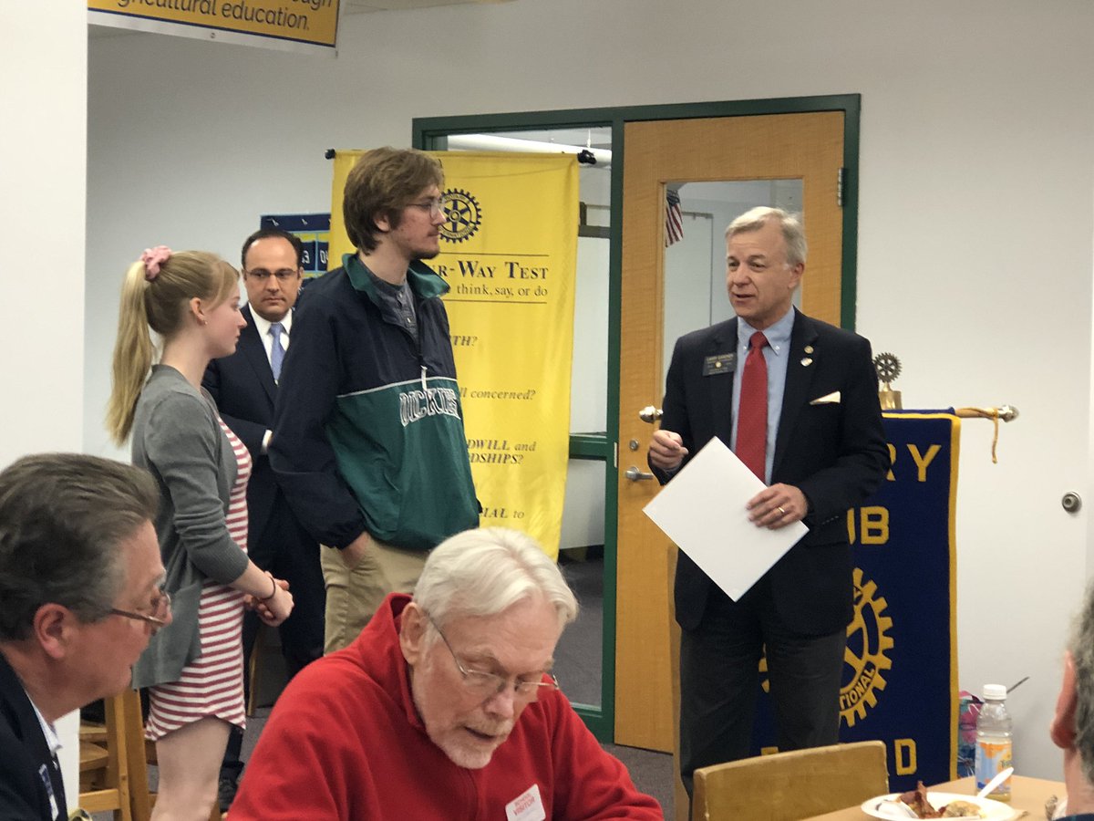 LedyardInteract's tweet photo. Lots happening in Ledyard Rotary today: someone winning $500, a gift from Metals AND the presentation of Interact’s charter. Thanks to all who helped and those who came. 💵⚙️ https://t.co/q8ZAgF0EWn