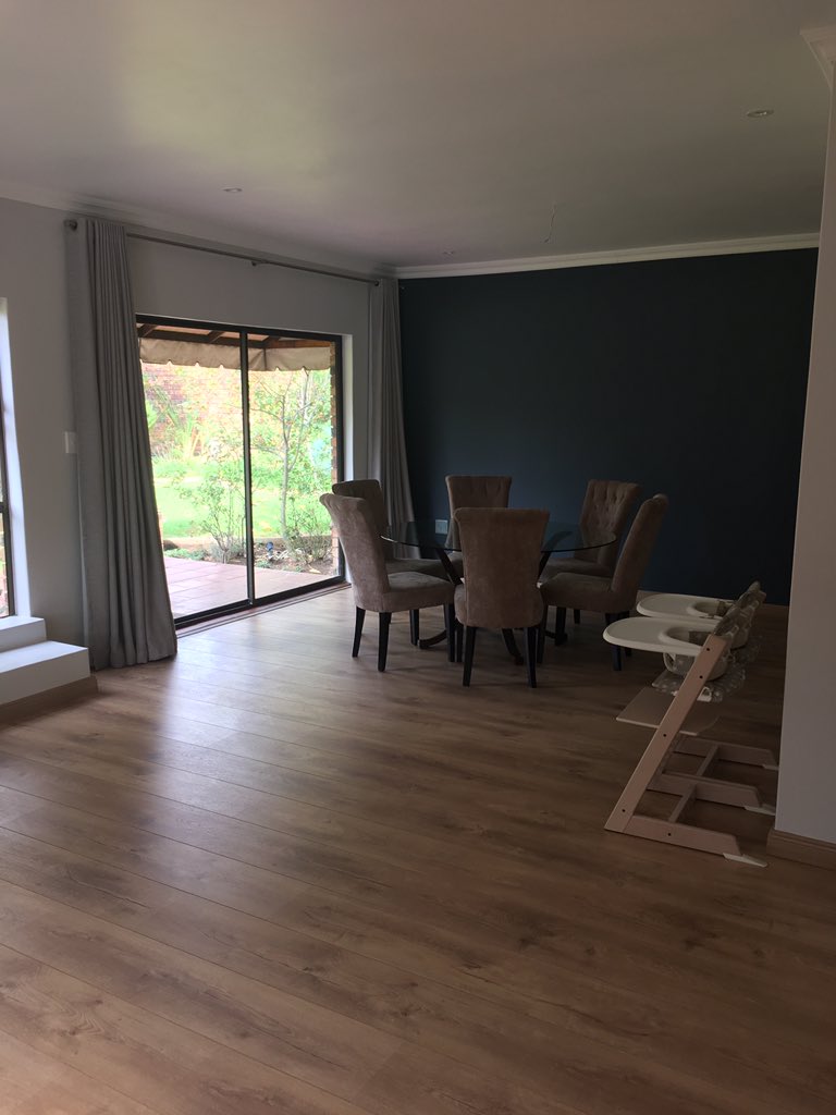 UpFloors tweet picture