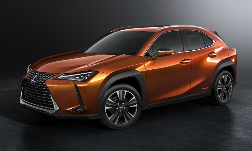 PortalVRUM's tweet photo. UX 250h é o novo crossover compacto da Lexus no Brasil. Modelo chega em três versões de acabamento, mas sempre combinando motores 2.0 a combustão interna e outro elétrico, que rendem 181cv de potência. Leia no https://t.co/r41PttIDeS. #lexus #ux250 #hibrido #suv https://t.co/V7qyFuAPQv