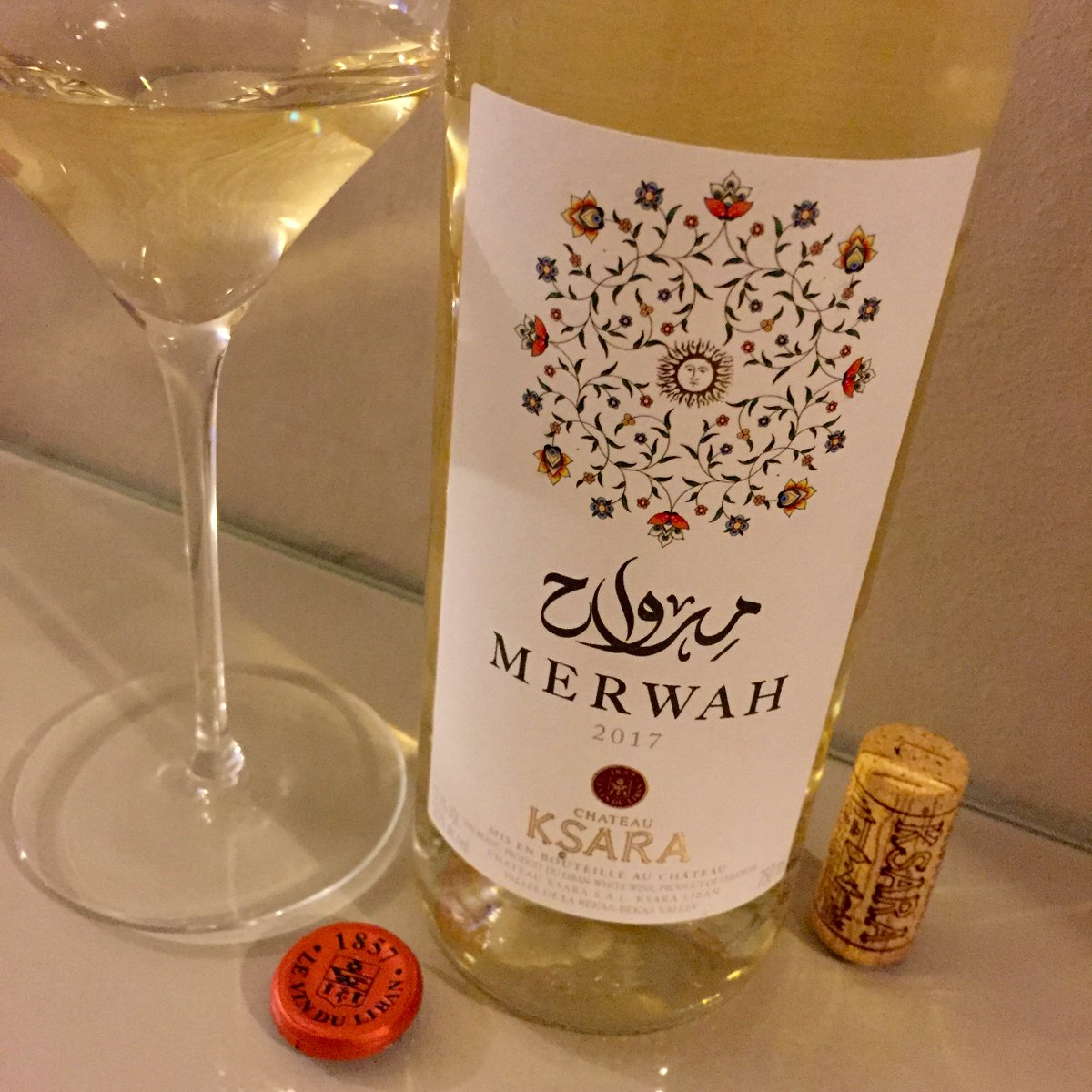 joannasimon's tweet photo. The world's first Merwah wine – a dry white delight @ChateauKsara. First shout for my new #wineoftheweek https://t.co/KAY2M9UdsK #wine #merwah #lebanon #oneofakind @hnwines https://t.co/HKdDiXcPu5