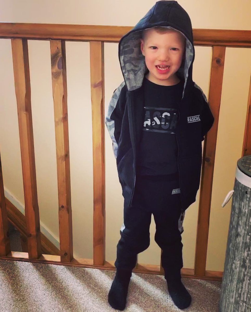katpollinger's tweet photo. Well Teddy approves of his new @rascal_clothing tracksuit 💙 #tjp #berascal #rascalclothing #toddler #trendyboy https://t.co/AZPo6y8Uge