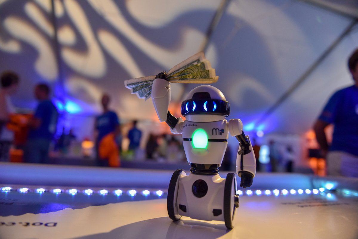 NatFinTechDay's tweet photo. The second annual @NatFinTechDay is just four short months away! Mark your calendar for Tuesday, August 20th. #NationalFinTechDay https://t.co/e46ZJmb3Ih