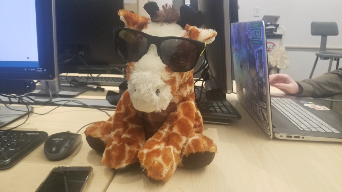 CupOJoeStudios's tweet photo. Tomorrow is the senior show. We're all really excited to see everyone there and show off just how far #ShortGiraffe has come through the year. 
#gamedev #indiedev #indiegame https://t.co/QyHscN4EHR