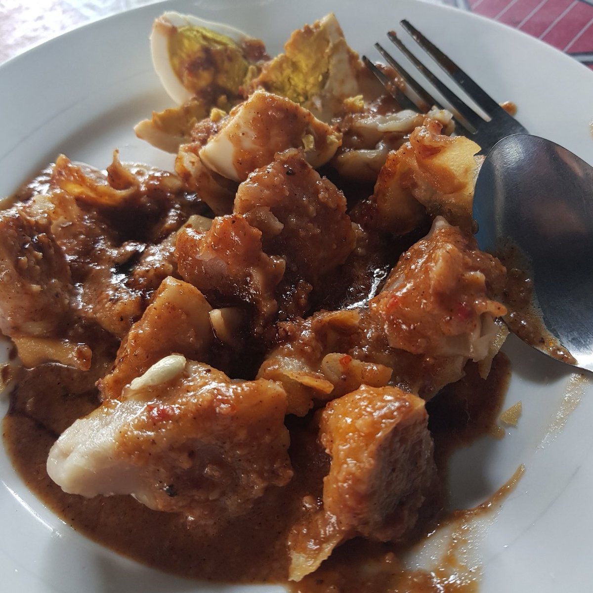 nutizen_'s tweet photo. Ada dua tipe orang. Kamu pilih yang mana?
π untuk martabak siomay
β₯οΈ untuk martabak batagor
#PollingNutizen #siapatakut #kenapanggak #KesiapanJaringanRamadhan2019 https://t.co/9krsfTPV7l