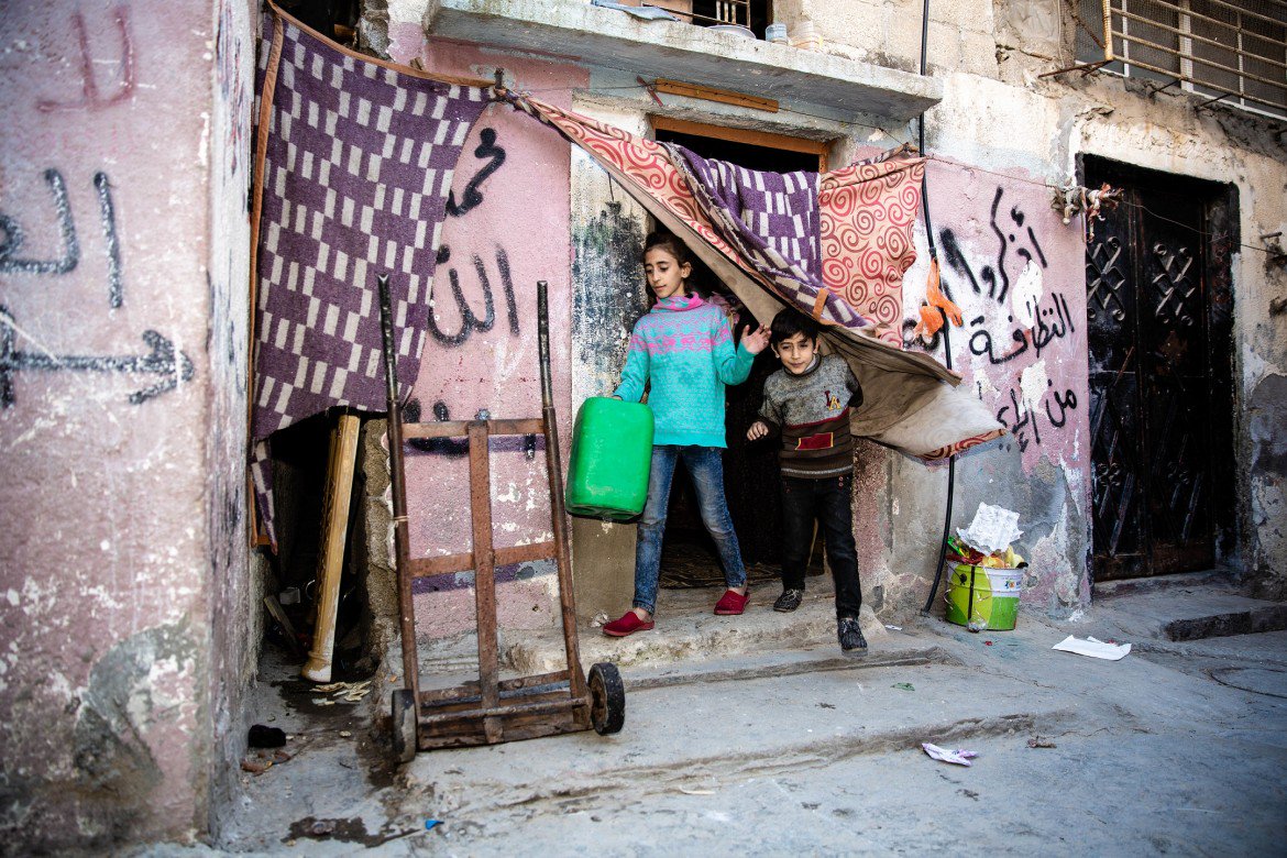 ICRC_ilot's tweet photo. Some residents of #Gaza spend as much as a third of  their income on drinking water. For the most vulnerable it is beyond their reach.                              
Read the full story: https://t.co/NPlWoODC63 https://t.co/QWEUs66oHx