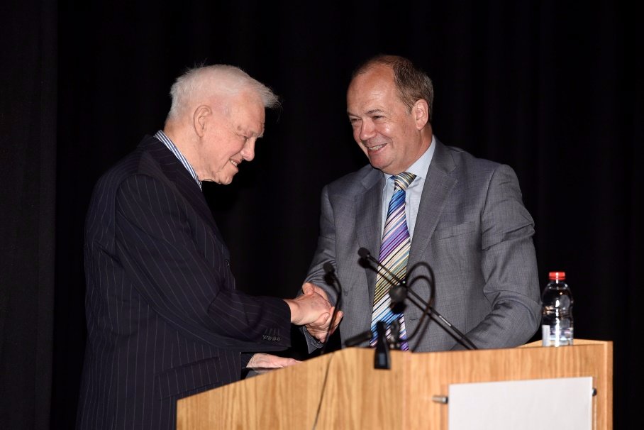 Frailty … it’s everyone’s business! The #FrailtyNetworkNI  has been launched by Dr Michael McBride, Chief Medical Officer and Robert Ferguson, a Service User from <a href="/Age_NI/">Age NI</a> For more info or to sign up visit pha.site/northern-irela…