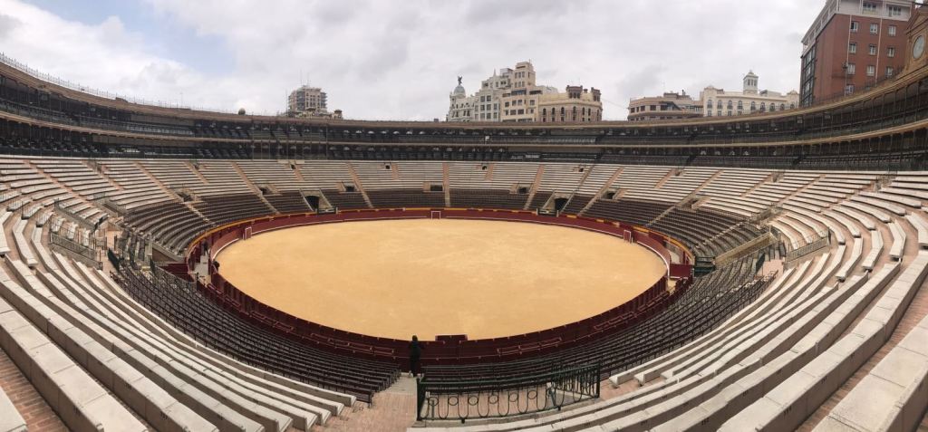 localibera's tweet photo. Bugünkü Boğa Güreşi Hakkında Ne Biliyorsunuz? Sevilla &amp; Valencia Bullring’leri https://t.co/j0XKKIOa0T https://t.co/deRdlRWKml