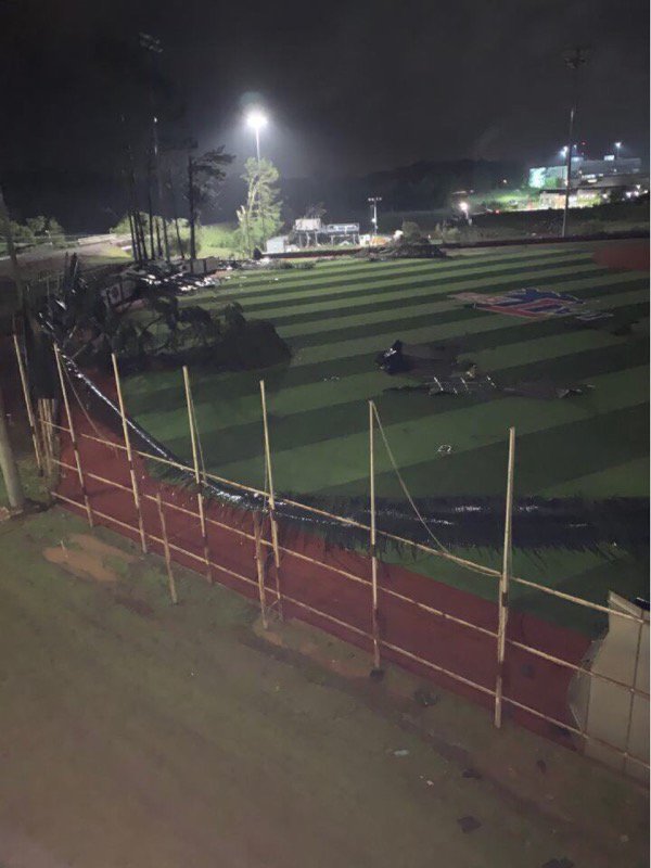 LaTechReport's tweet photo. RIP Love Shack 💔

📸: @Cajun__X https://t.co/oEJ1kVqzyz