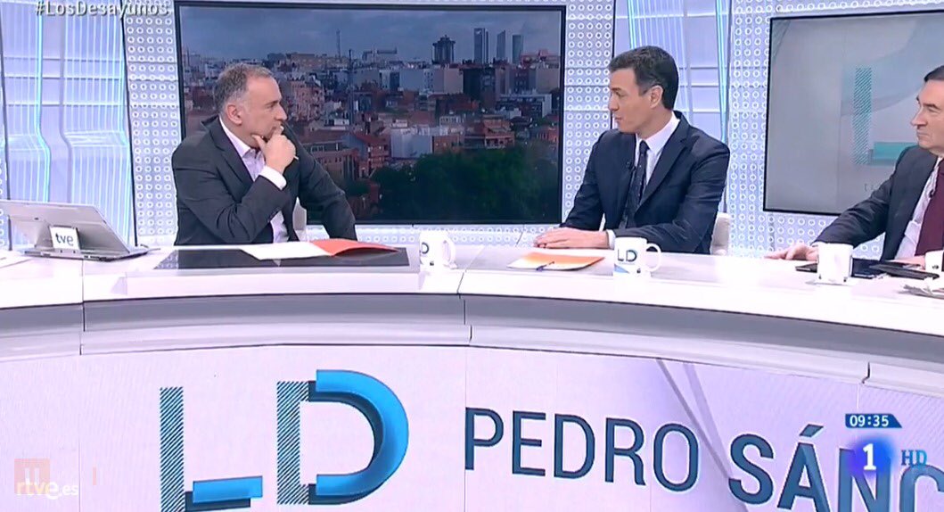 No creíamos que Trump iba a ganar, ni que la gente diría sí al Brexit. 
A quienes estén dudando pero tienen claro que el trío de Colón no puede gobernar España les pido que concentren su voto en el <a href="/PSOE/">PSOE</a>. Somos los únicos que podemos pararles. #EstamosMuyCerca /❤
#LosDesayunos