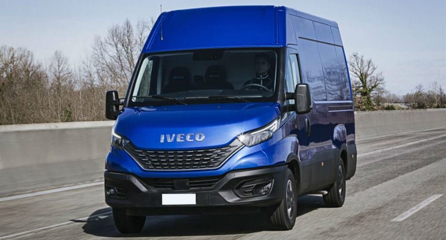 UK_VanMan's tweet photo. The NEW Iveco Daily van has been revealed... and it is better than ever before - Vanman takes a closer look! https://t.co/POzX0bjYYk #tradetalk #tradestalk #Iveco https://t.co/tNyCrMS2XH
