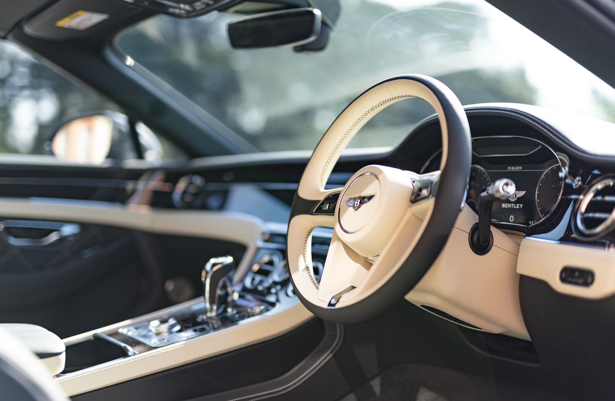 The golden B signifies the Centenary Specification, available only on cars built in Bentley’s 100th year, creating your own unique piece of Bentley history! 
#Bentley100Years #Bentley #ContinentalGT #GT #BentleyContinental #Centenary #WorldofBentley
