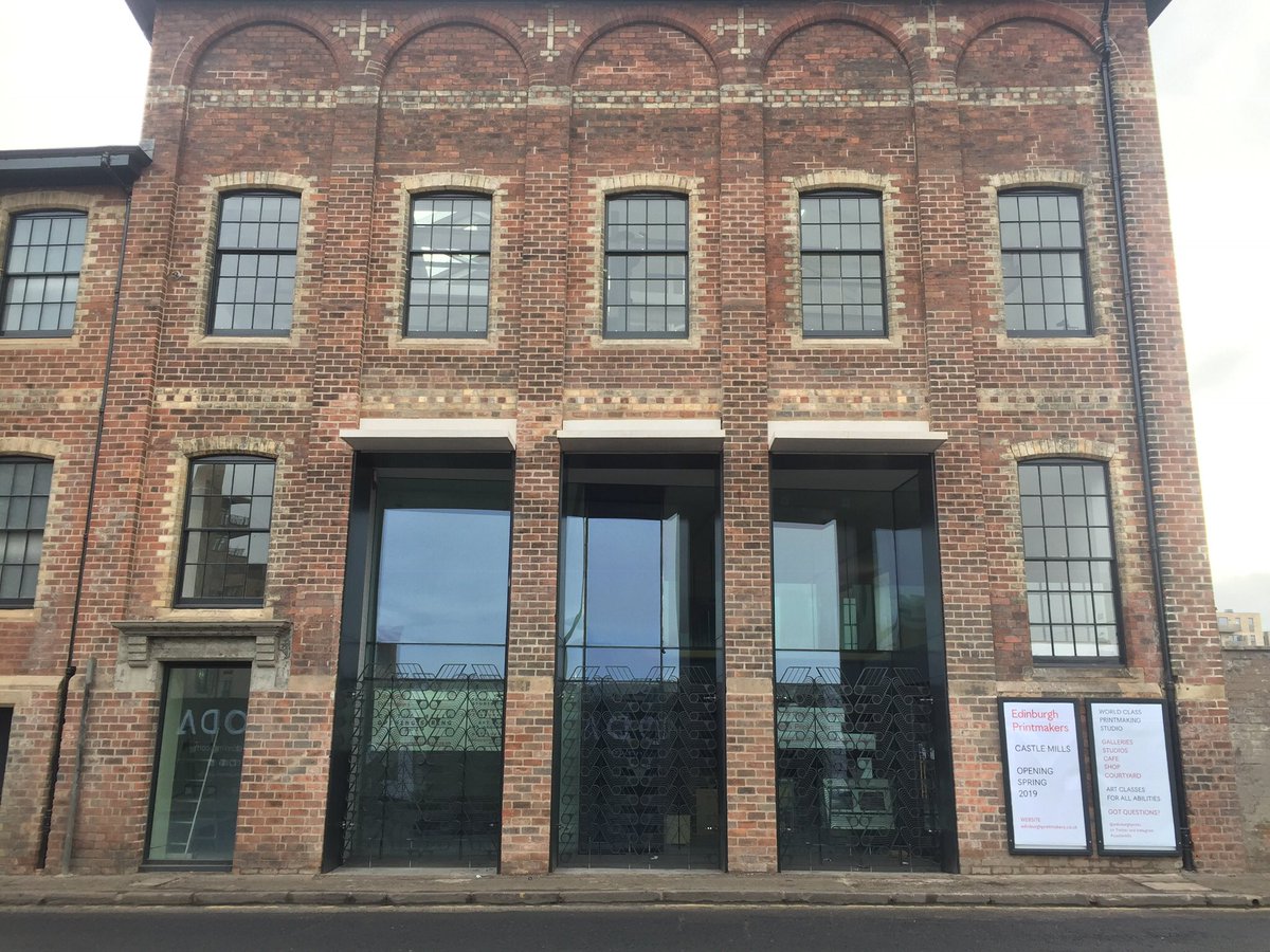 So excited that @EdinburghPrints opens this weekend! Beautifully redeveloped by <a href="/pagepark/">Page\Park Architects</a> the #CastleMills building is fabulous. Go see the print workshop, gallery, and shop... the entrance gates will be OPEN to all 👏👏🎉