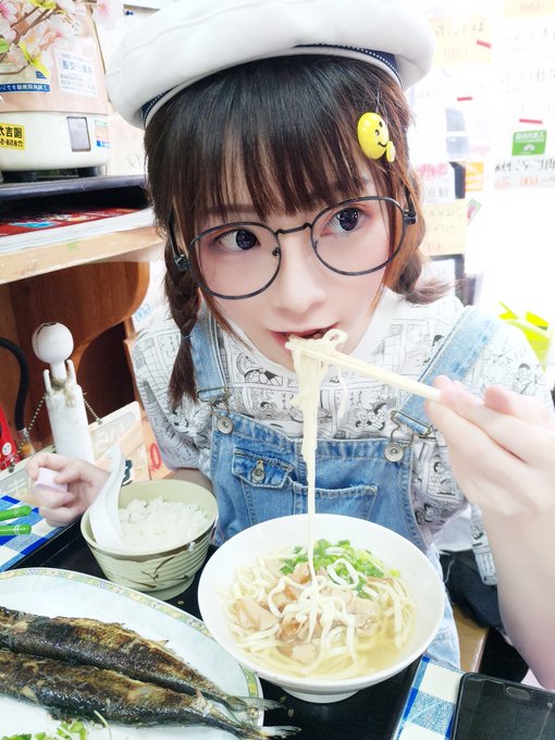 Twitterのコスプレ画像15